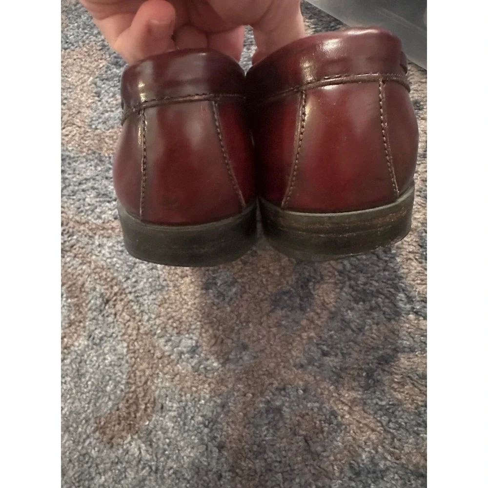 Bass Weejuns Tassel Loafers Burgundy Leather Dress Shoes Classic Style